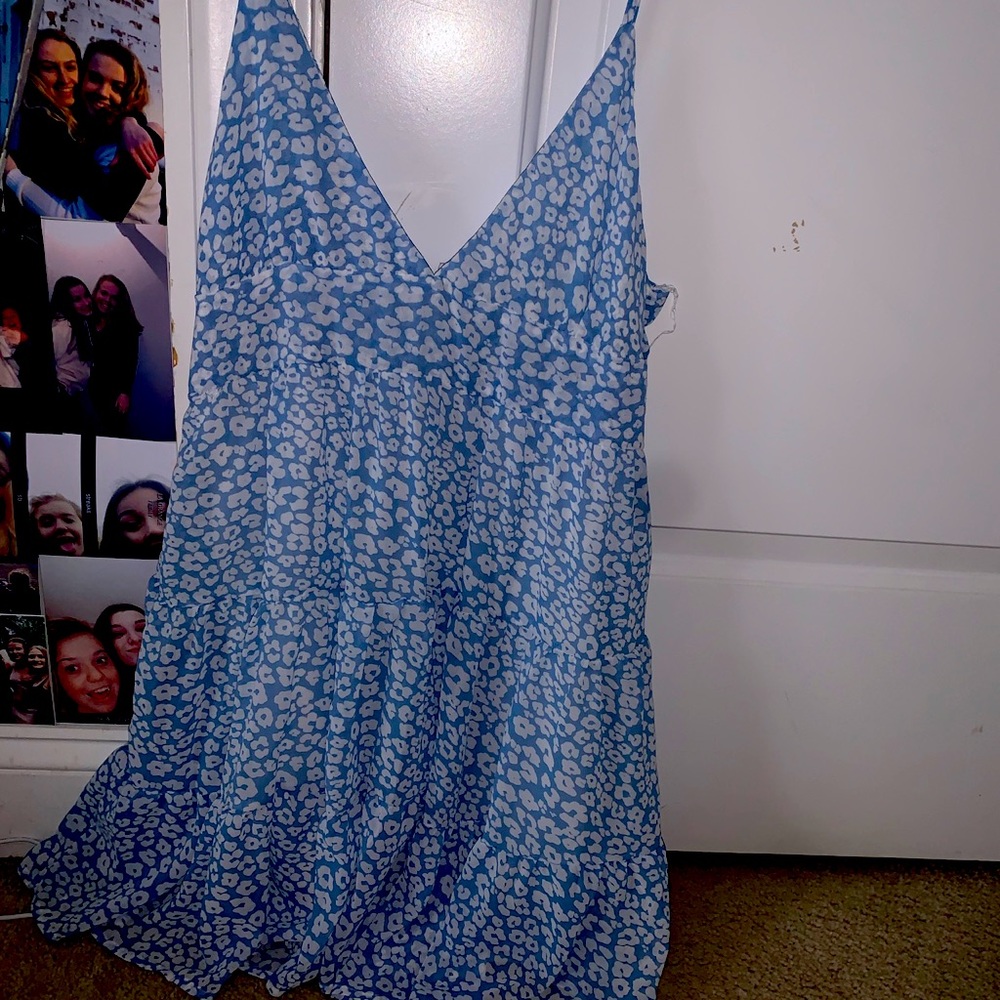 blue cheetah print vneck dress